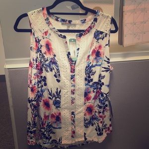 Floral summer shirt from stitch fix with tags